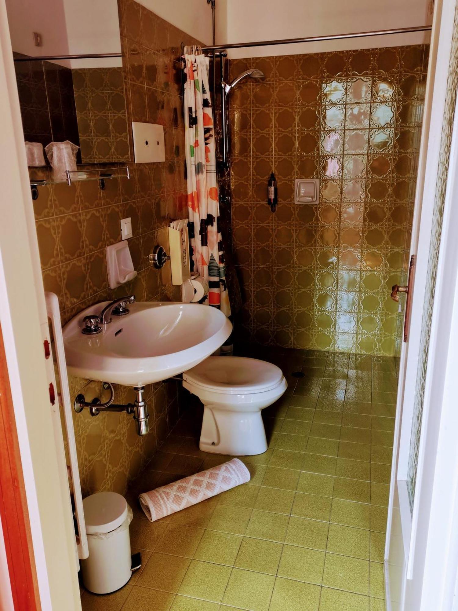 Hotel Ristorante Le Rasole Garda  Zimmer foto